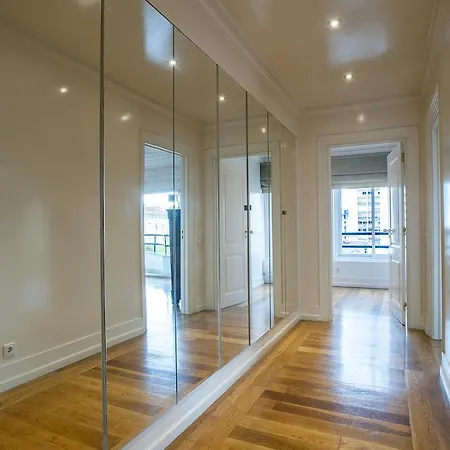 Portuguese Living Saldanha Prestige Lisbon