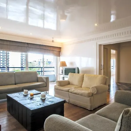 Portuguese Living Saldanha Prestige Lisbon