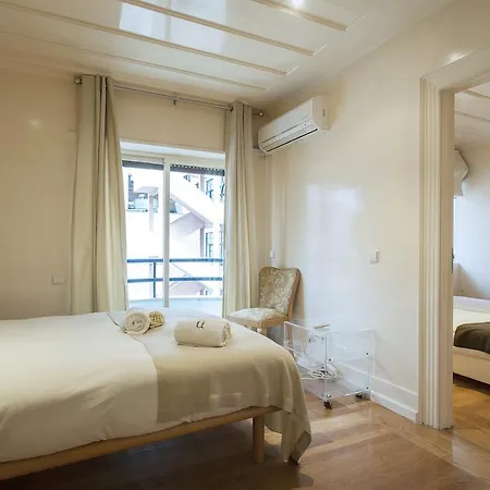 Portuguese Living Saldanha Prestige Lissabon